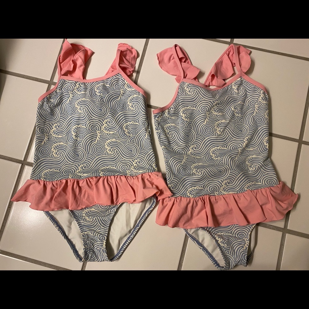 TBBC Wilmington waves bathing suit sizes 6 & 8
